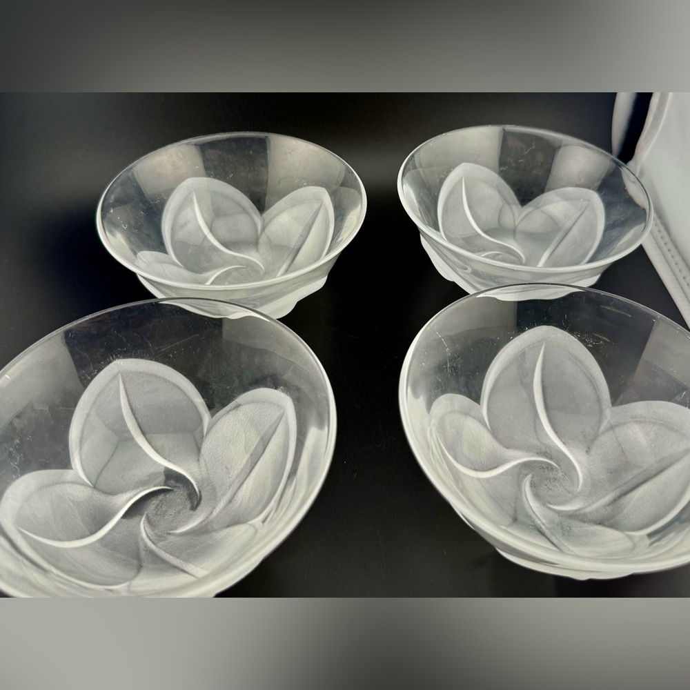 4 Cristal J.G. Durand Florence Satine bowls. 4.75”